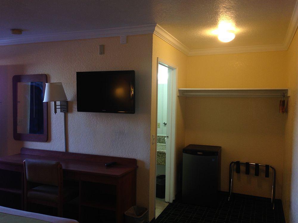 Value Inn Bellflower Exteriér fotografie